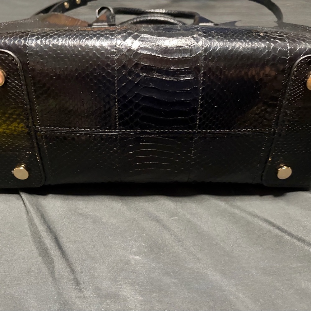 NWT Michael‎ Kors Mercer Black Snakeskin Large Convertible Tote Suede Lining - Picture 4 of 15
